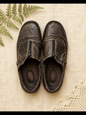 Clarks Artisan Brown Leather Zip Shoes Womens 8M Comfort Walking